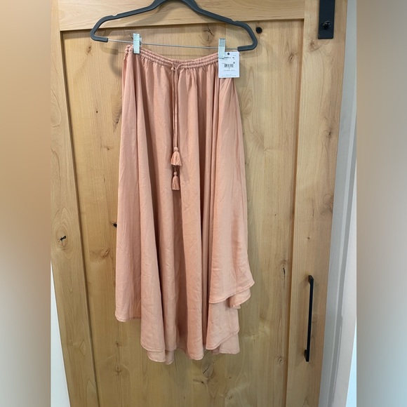 O’Neill pink skirt - Picture 3 of 8